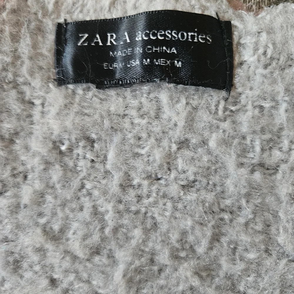 Zara Gradient Fringed Wrap Scarf Shawl Chunky Cozy Textured Ombré Oversized - Picture 5 of 7